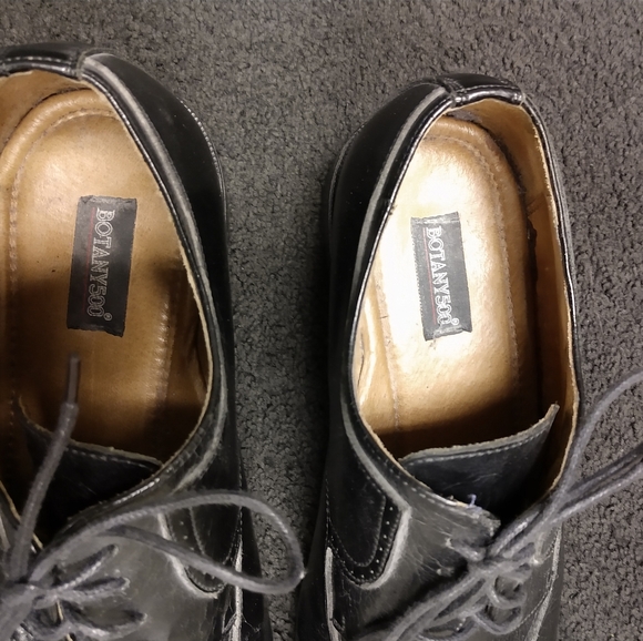 Botany 500 Men's Dress Shoes - Picture 2 of 4